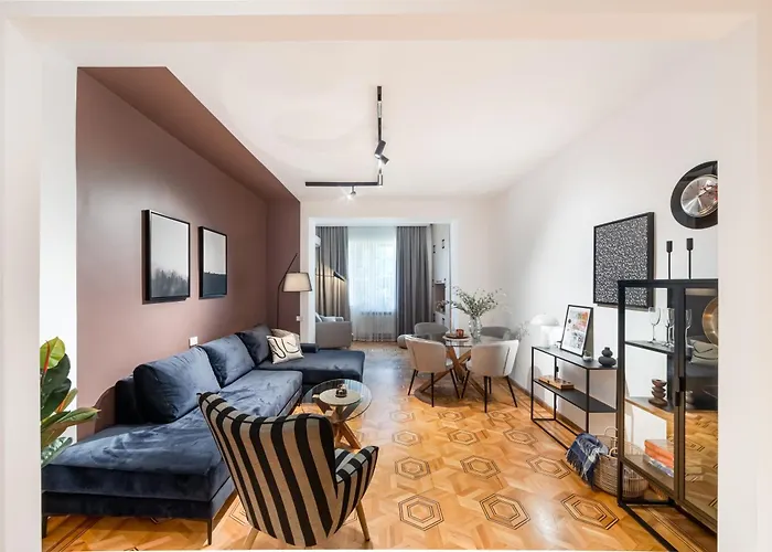 Neva Apartment By Downtown Inn