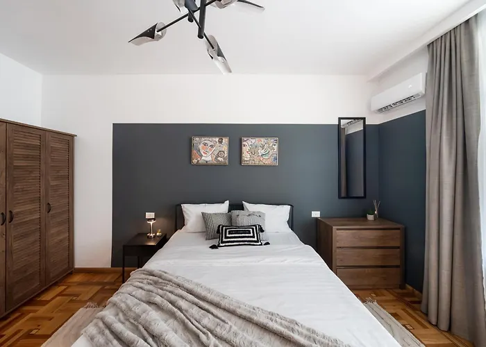 Neva Apartment By Downtown Inn