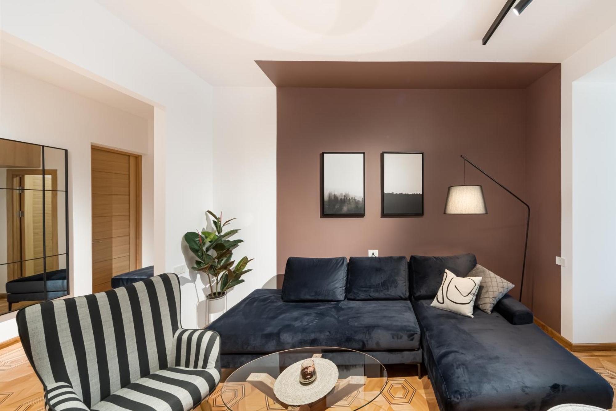Neva By Downtown Apartment *