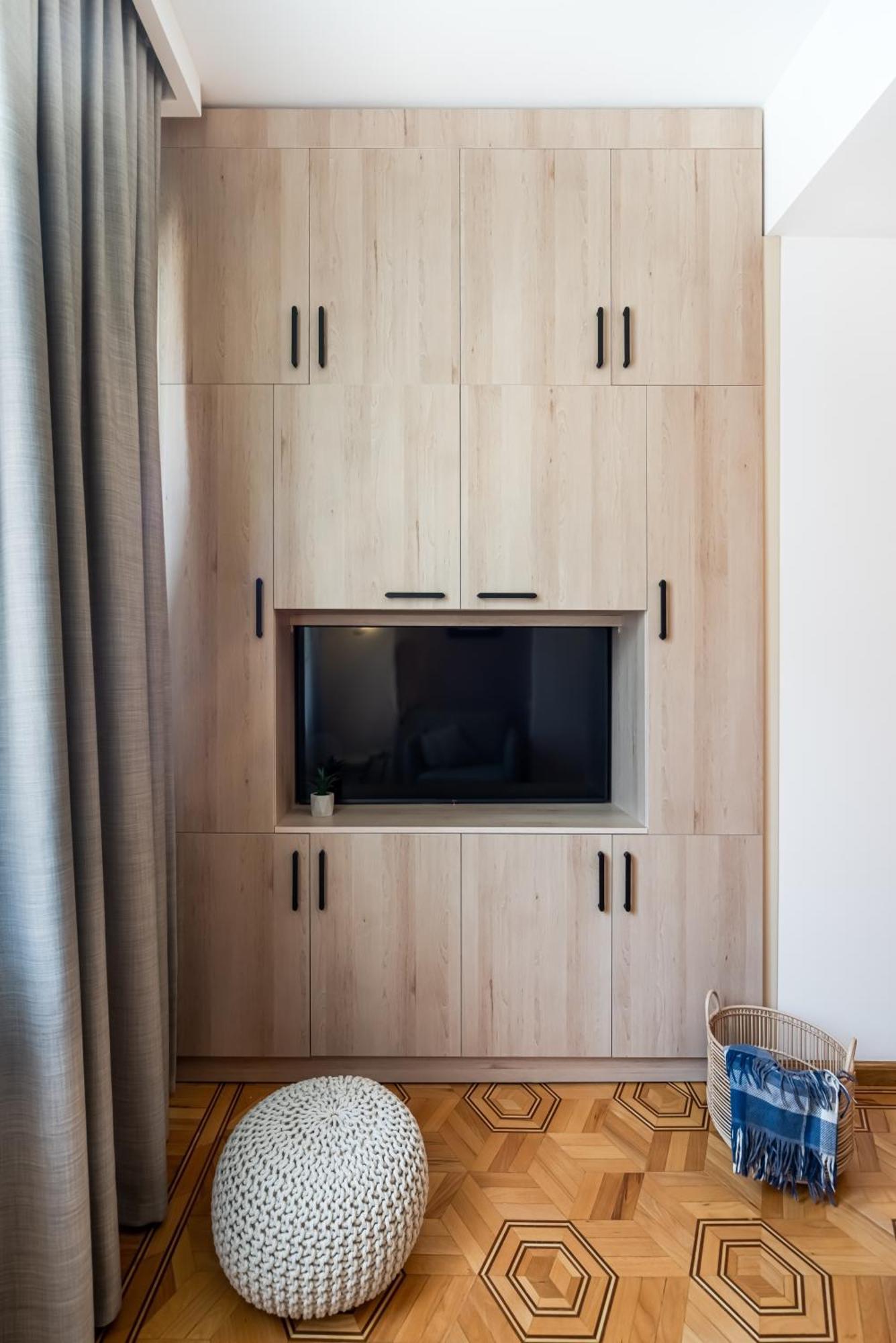 Neva By Downtown Apartment